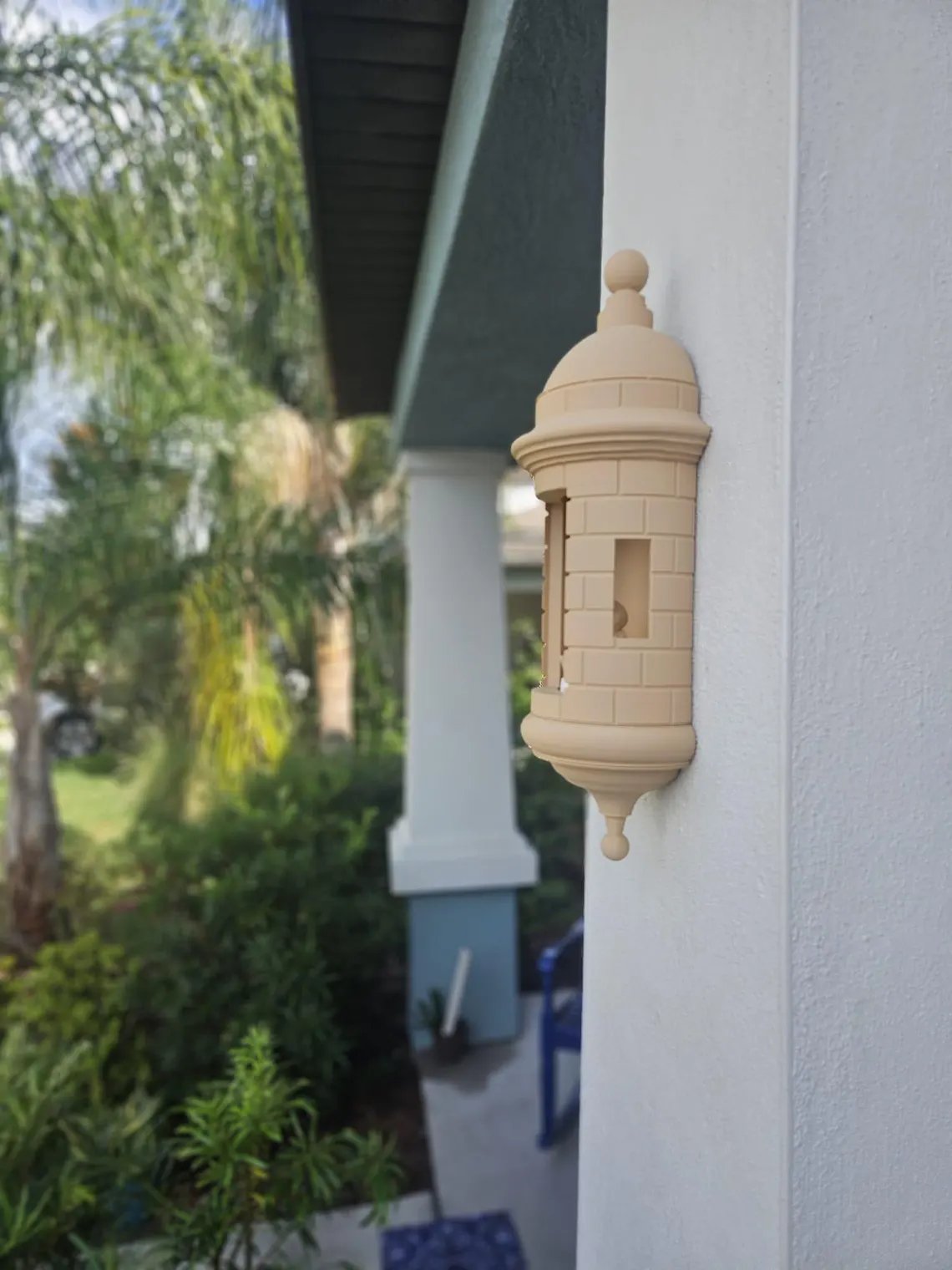 Puerto Rican Garita Wall Coqui Lamp