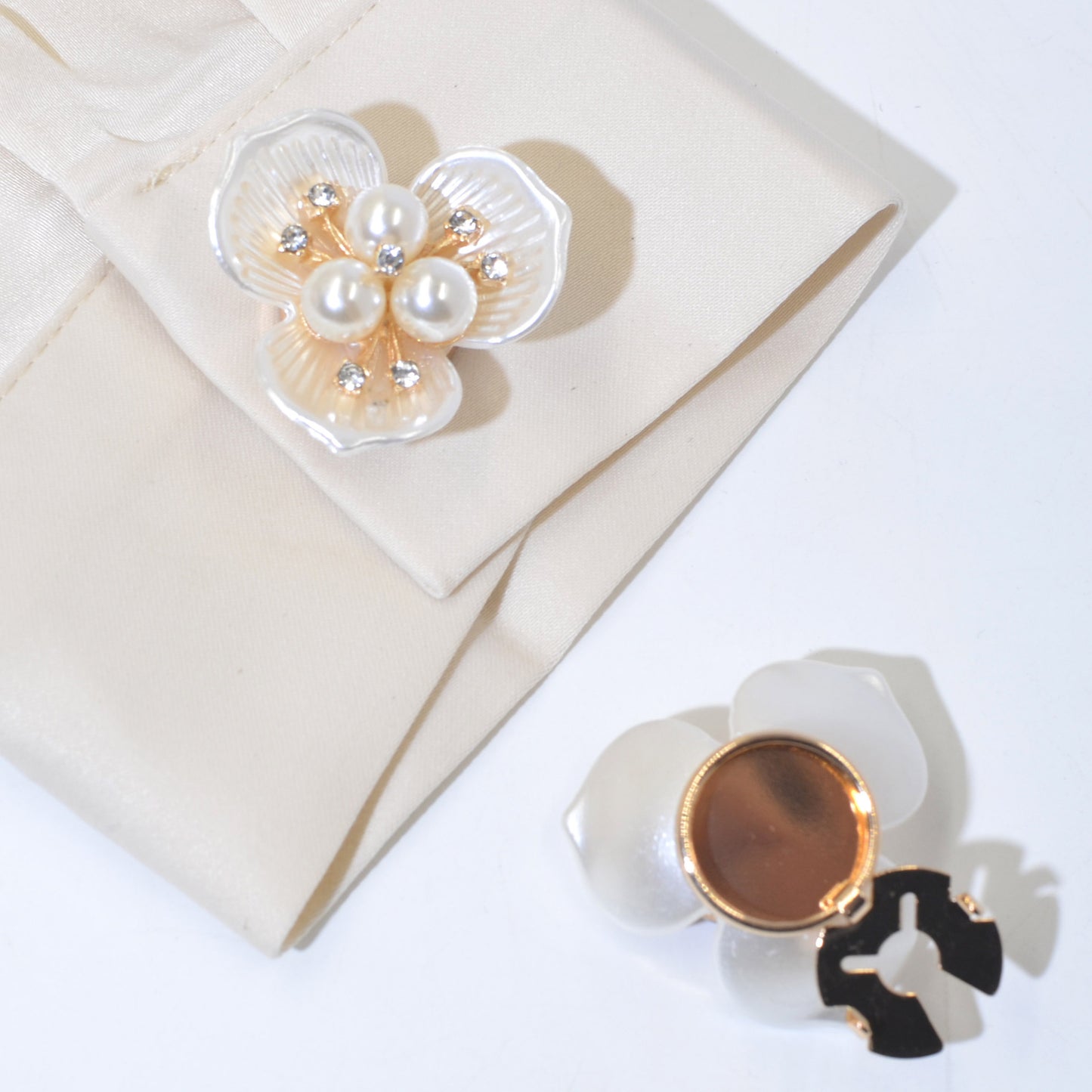 ⭐Hot Pick! Silver Button Covers💎Fashion Must-Have!