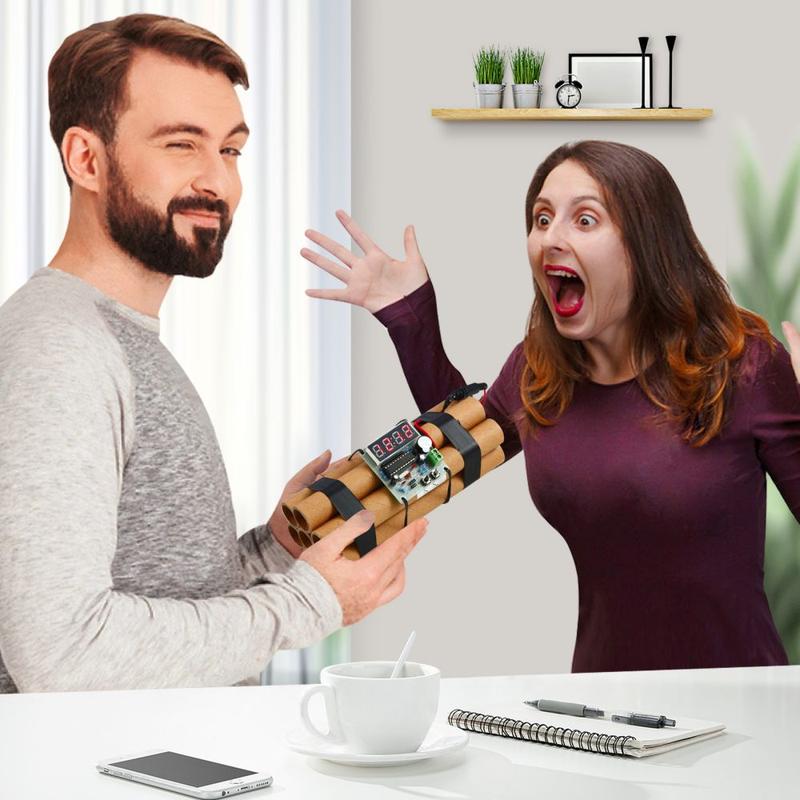 2025 New product 💥Dynamite Shaped Clock⏰