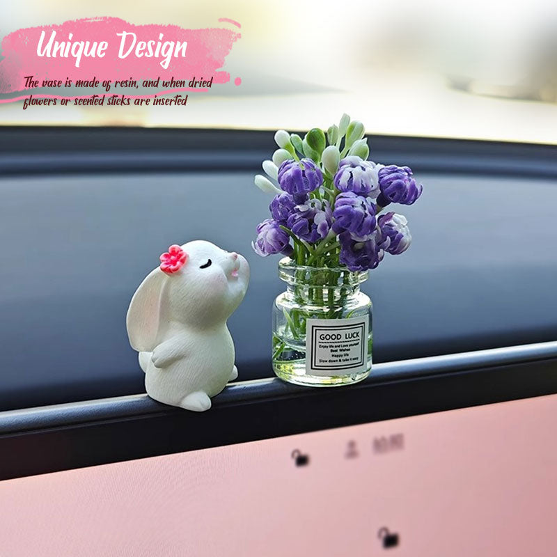 Miniature vase ornament for cars
