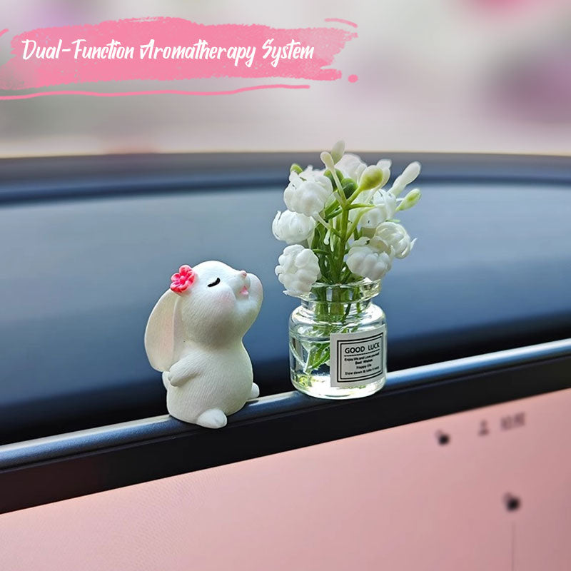 Miniature vase ornament for cars