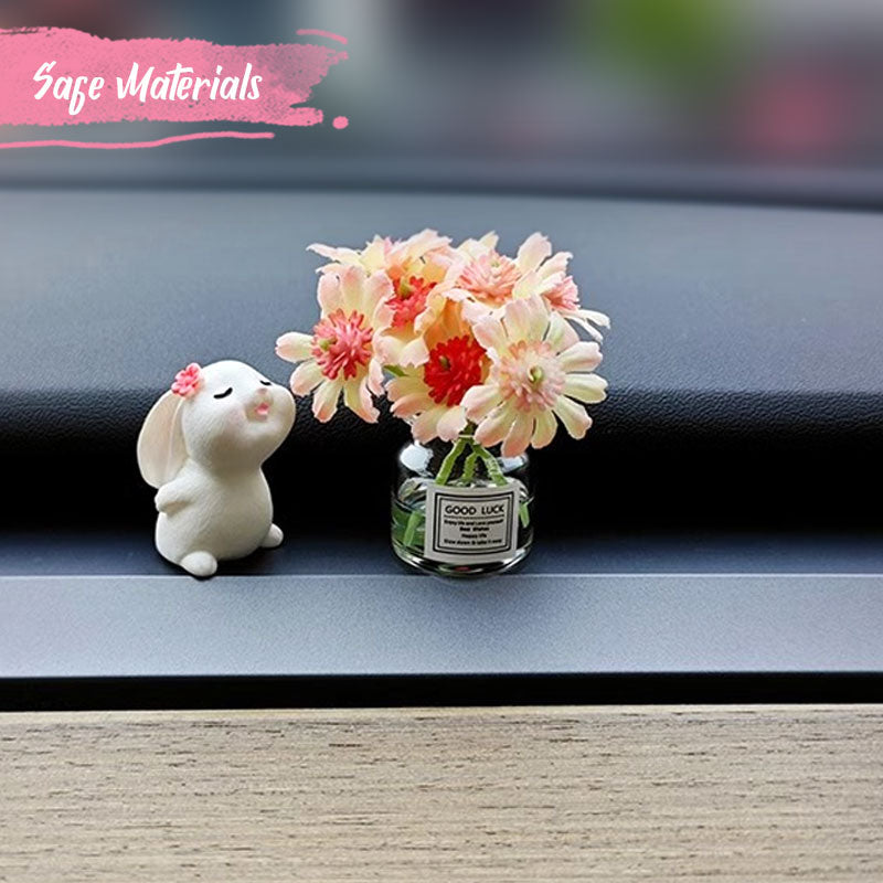 Miniature vase ornament for cars