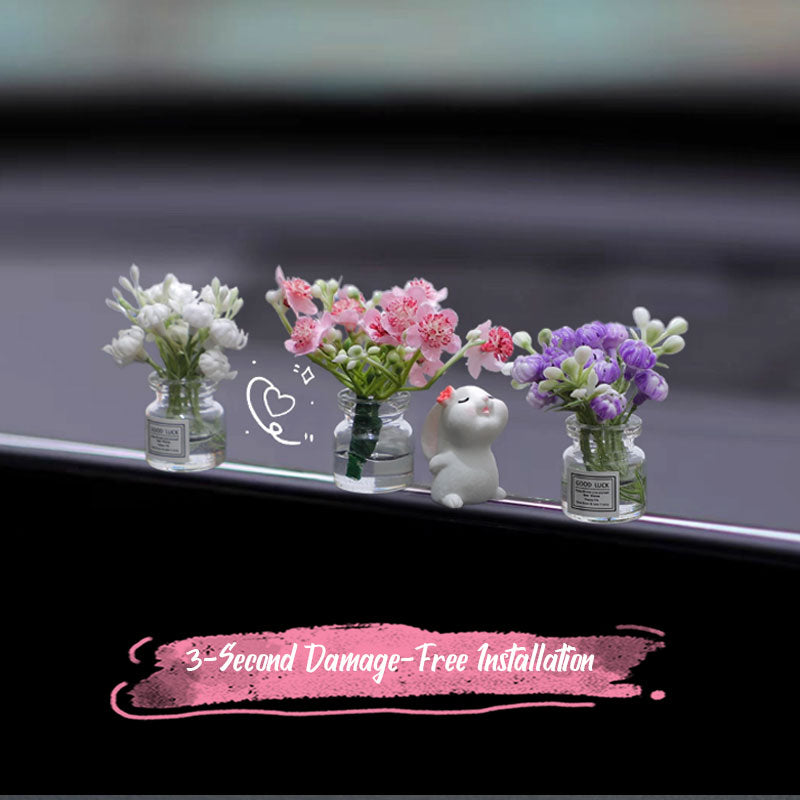 Miniature vase ornament for cars