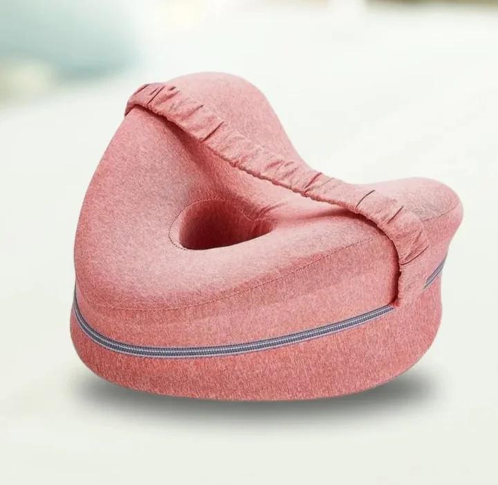 💝 Heart-Shaped Leg Pillow